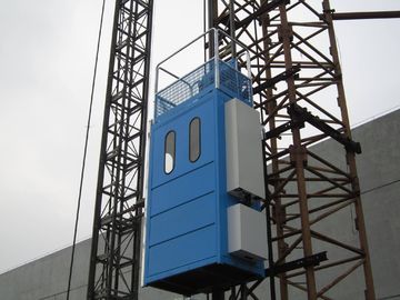 Mini Mast Section Passenger / material Hoist for Building Site 750kg