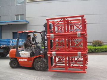 Mast Hot-dip Galvanized , Painting Construction Hoist Elevator with Twin Cage 1600kg Capacity