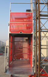 High efficiency 3200kg Construction Material Lifting Hoist Manual Ramp Door 0 ~ 60m / min