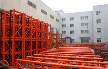 CE / ISO Certified Red Passenger Hoist Elevator 1000kg SC100 / 100 Cage Style